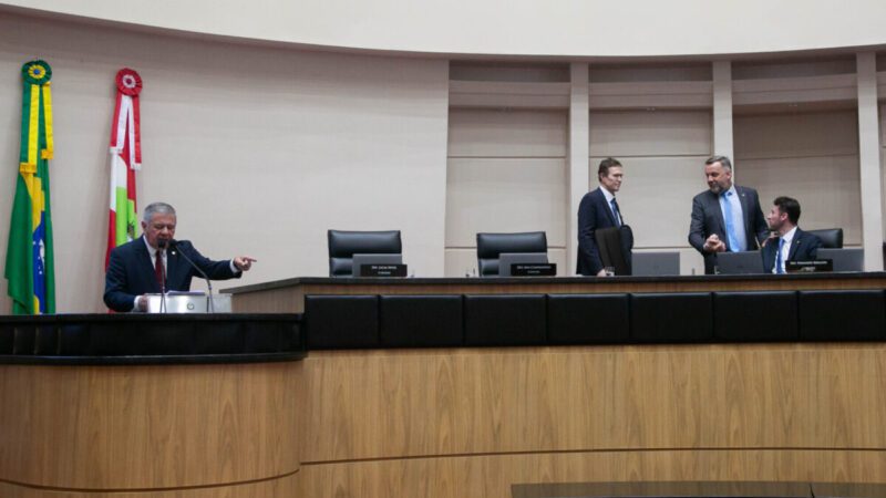 Sessão plenária debate impasses na BR-280, educação e segurança