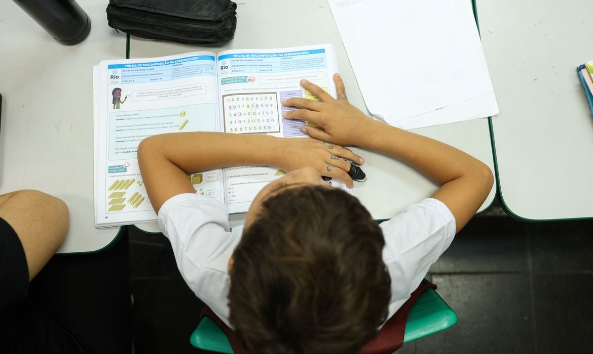 MEC publica resultado de livros didáticos do PNLD 2027 a 2030