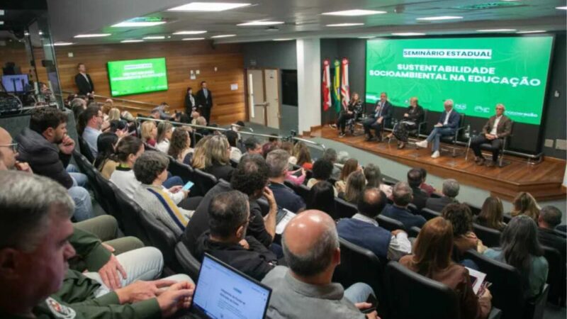 Educação e clima pautam debate sobre futuro do ensino em SC