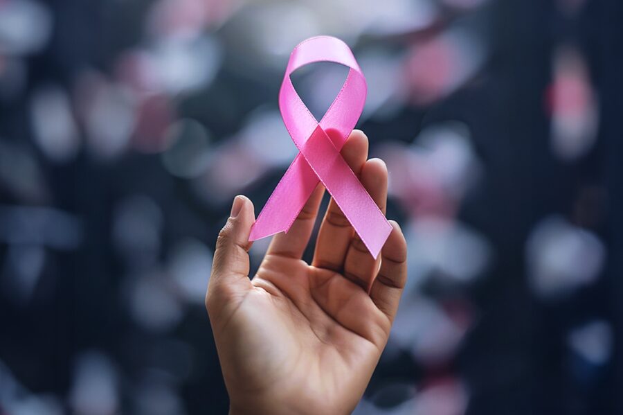 Outubro rosa destaca prevenção e diagnóstico precoce do câncer de mama