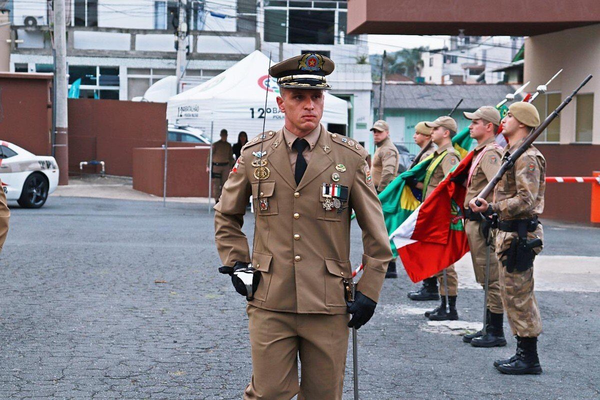 pmsc escolhe caveira do bope para o 4º batalhão em florianópolis
