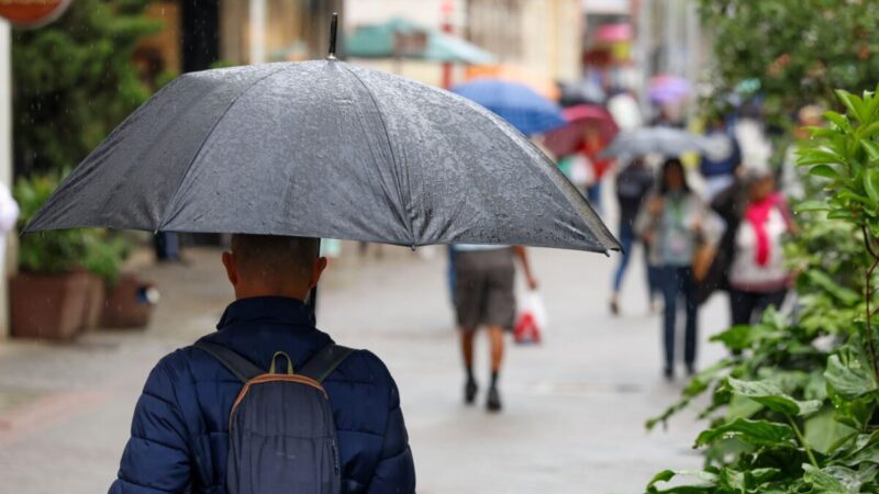 Previsão do tempo aponta chuvas frequentes e calor em Santa Catarina