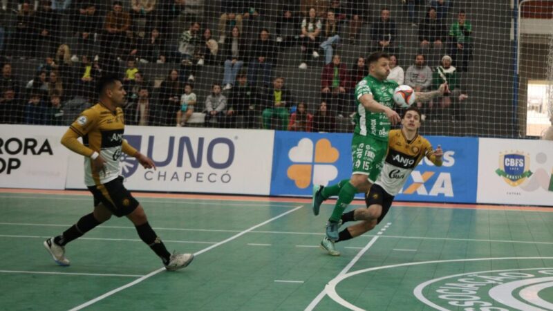 Criciúma e Chapecoense buscam avançar no Campeonato Brasileiro de Futsal