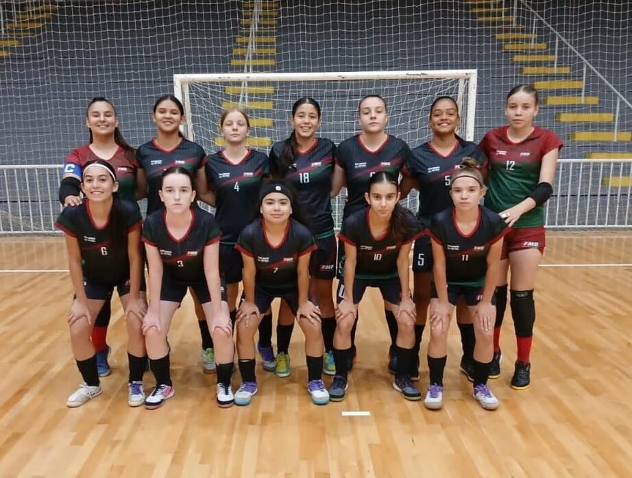São Bento do Sul sedia triangular do Estadual de Futsal Feminino Sub-16