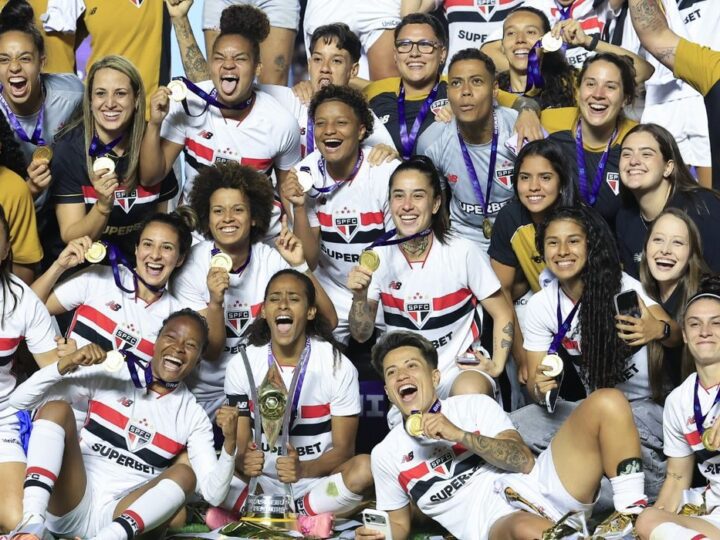 São Paulo é campeão inédito do Brasileirão Feminino no Morumbis