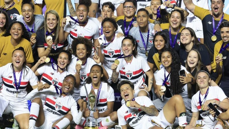 São Paulo é campeão inédito do Brasileirão Feminino no Morumbis