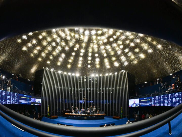 Senado aprova alta de 110% em adicional para servidores de fronteira