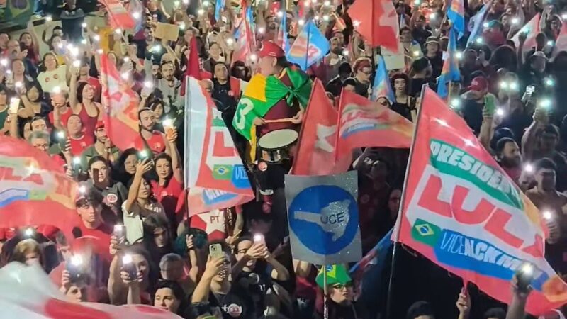Décio Lima compara tamanho de ato pró-lula em Blumenau à oktoberfest