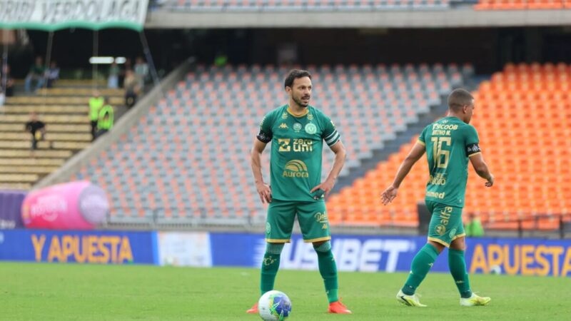 Yago Felipe brilha na Chapecoense e comenta sobre a camisa 88